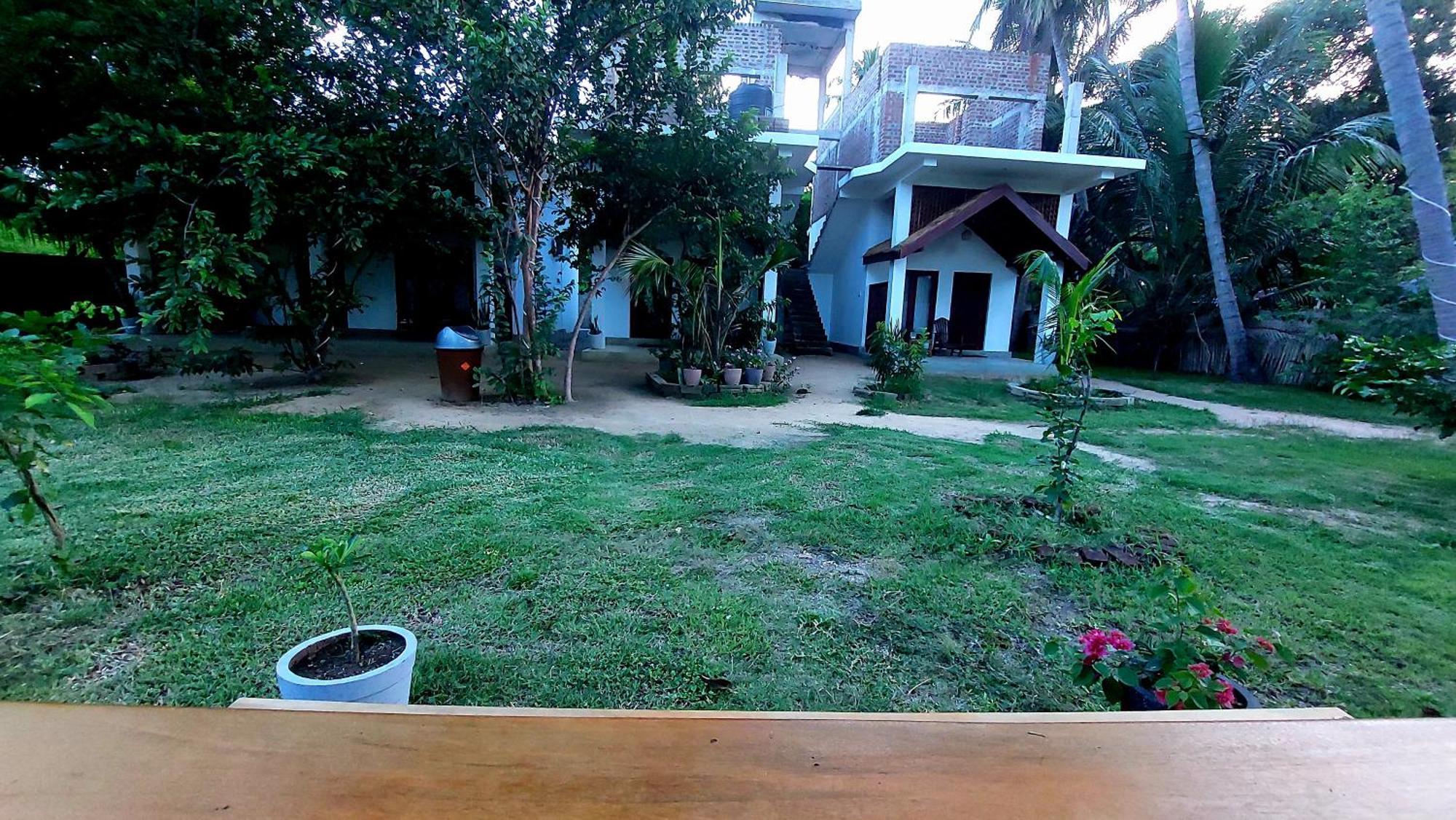 The Dream Inn Guesthouse Passikudah Batticaloa Ngoại thất bức ảnh